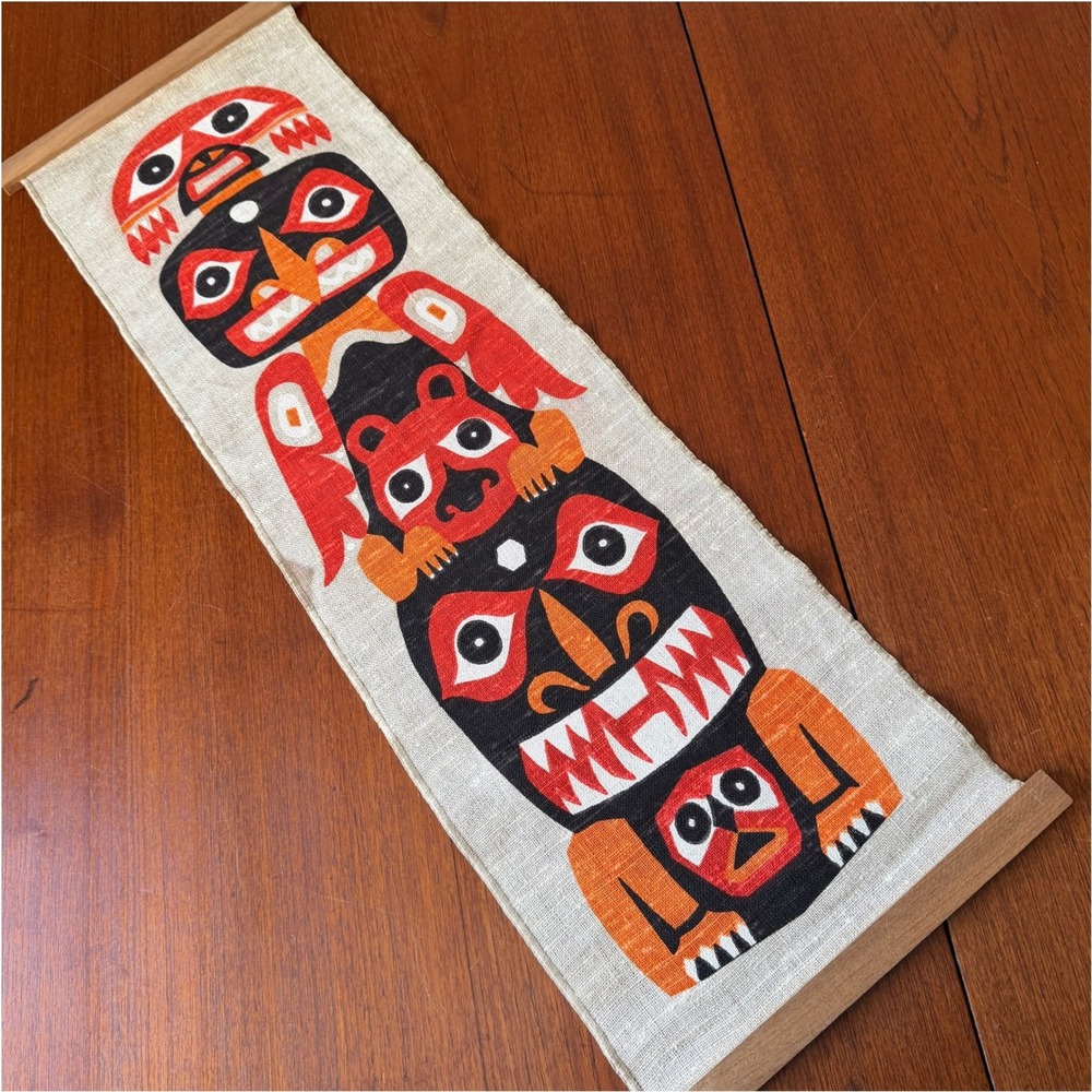 Vintage Tlingit-style totem pole linen wall hanging Happy Things Inc 10"x32" ART
